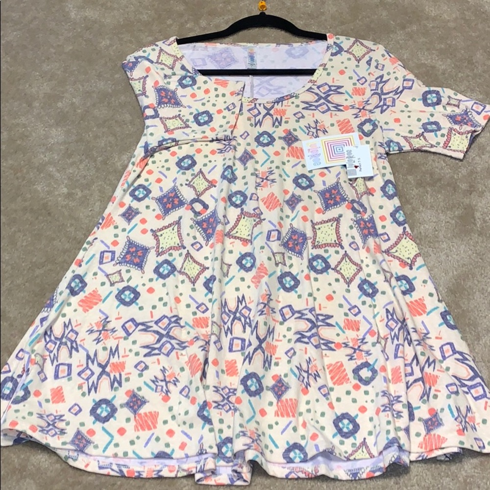 S LuLaRoe perfect T
